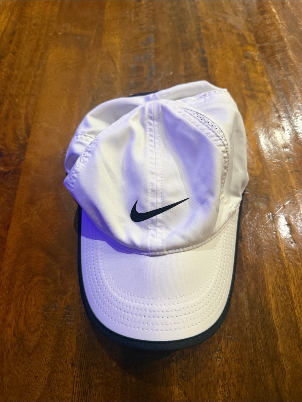 Nike White Performance Cap with Black Swoosh NEW WITHOUT TAGS